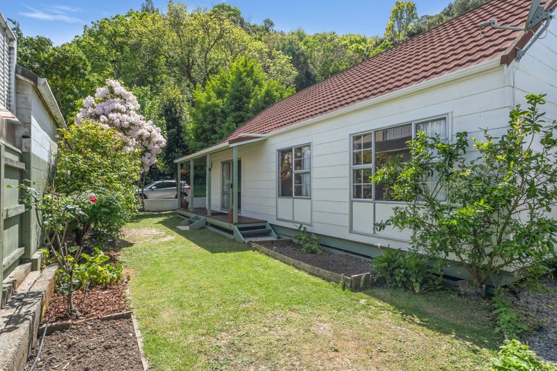 1/406 Hardy Street East, Maitai, Nelson - Carousel 2