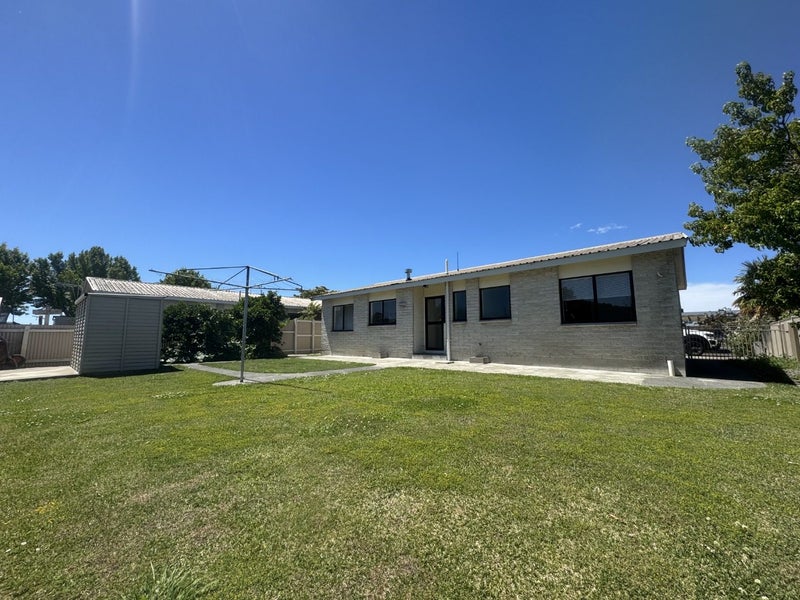 2/177 Main Road, Clive, Hastings, Hawke's Bay - Carousel 19