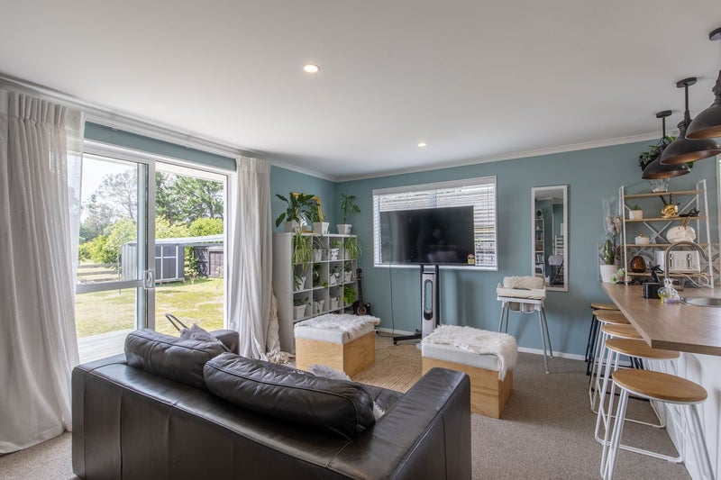 190 Parekaawa Drive, Turangi - Carousel 1