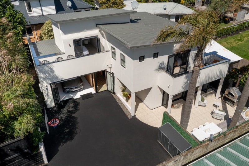 278B Oceanbeach Road, Mount Maunganui, Mount Maunganui - Carousel 1