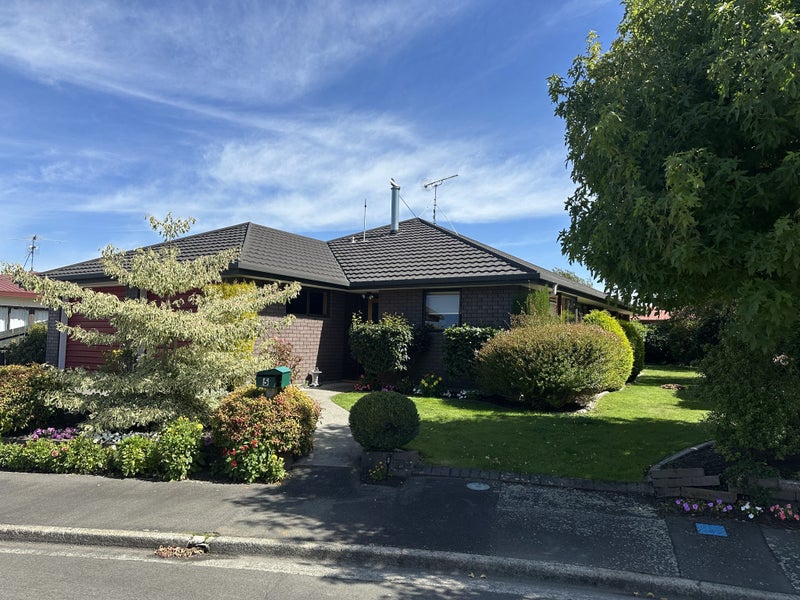 5 Balmoral Place, Allenton, Ashburton - Carousel 1