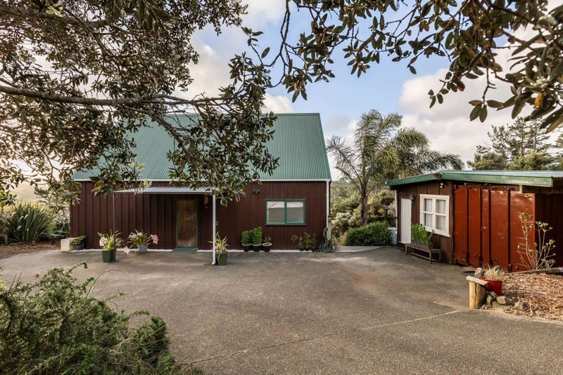 200 Tawa Road, Kumeū - Carousel 1