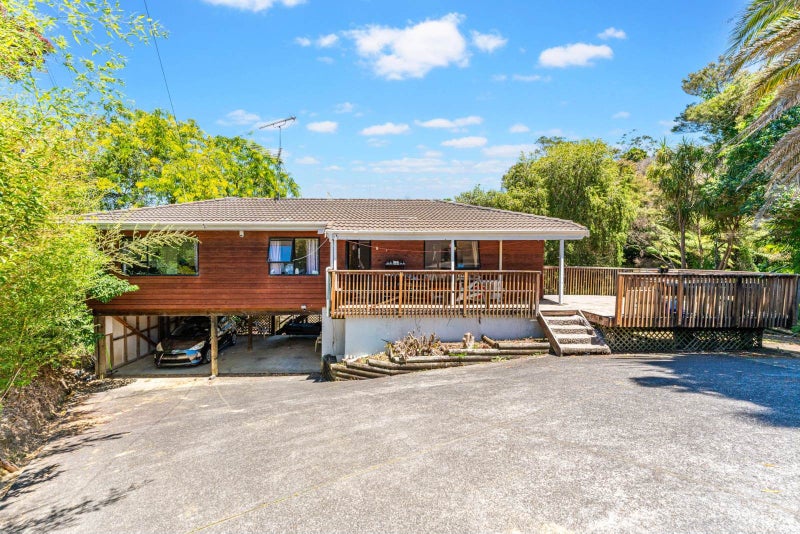 2/15A View Road, Glenfield, Auckland - Carousel 1