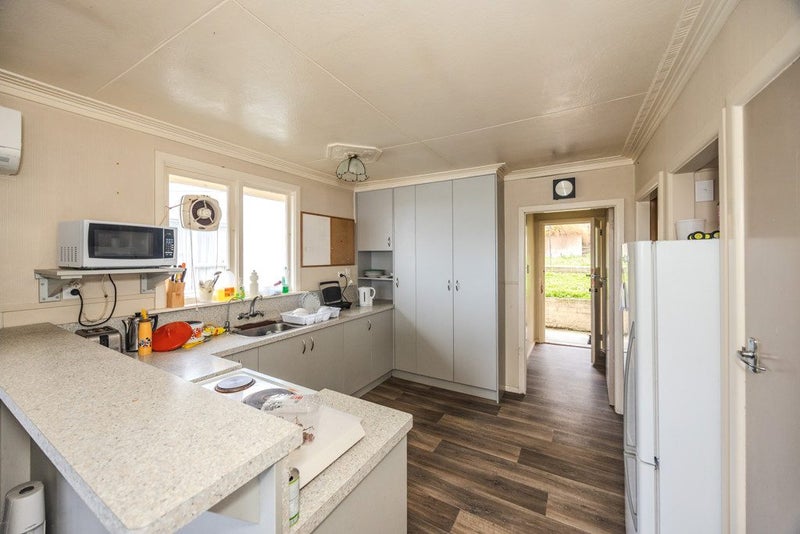 80 Reed Street, Oamaru, Oamaru - Carousel 2