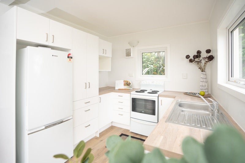 2/74 Homebush Road, Khandallah, Wellington, Wellington - Carousel 2
