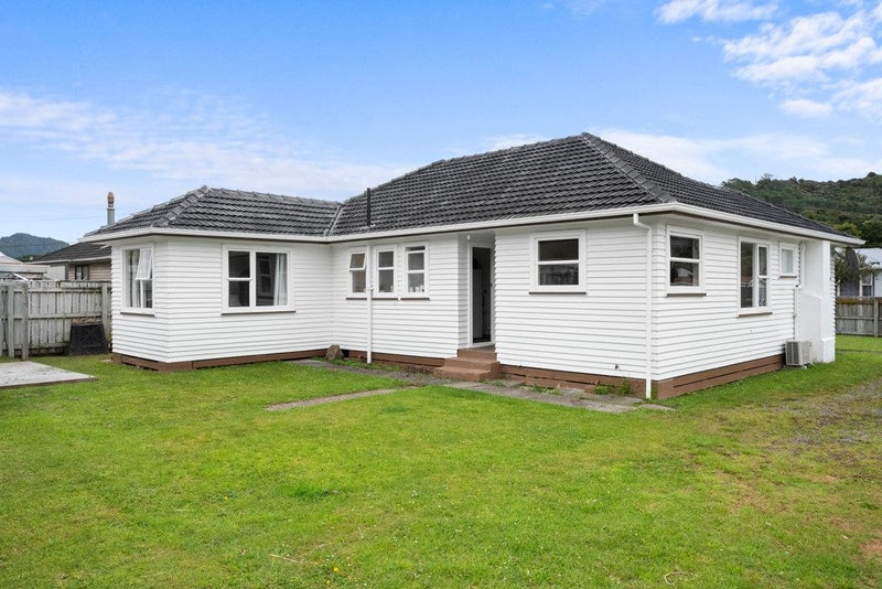42 Donnelley Drive, Wainuiomata, Lower Hutt - Carousel 22