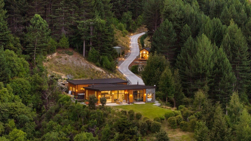 607G Glenorchy-Queenstown Road, Closeburn, Queenstown - Carousel 1