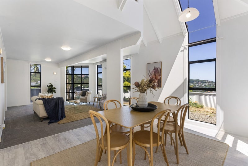 20 Carlisle Street, Island Bay, Wellington - Carousel 2