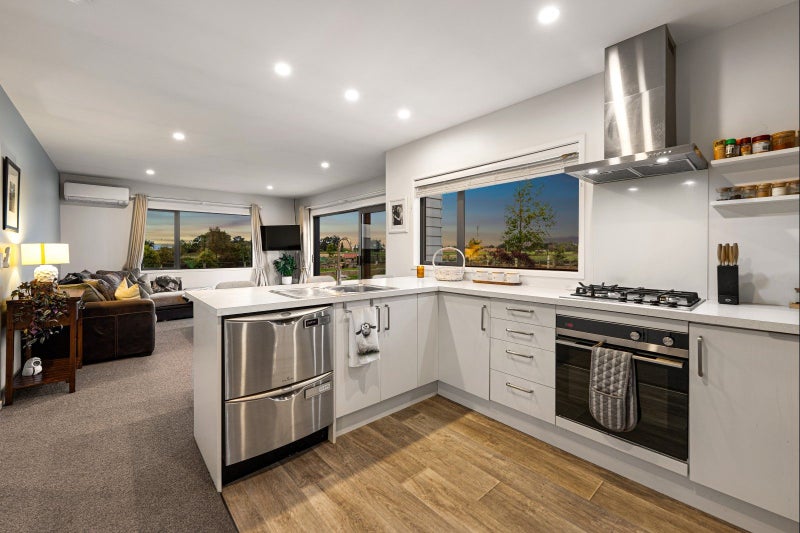 168D Nannestads Line, Bunnythorpe, Palmerston North - Carousel 2