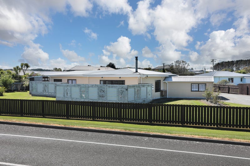 75 Seabury Avenue, Foxton Beach, Foxton - Carousel 2