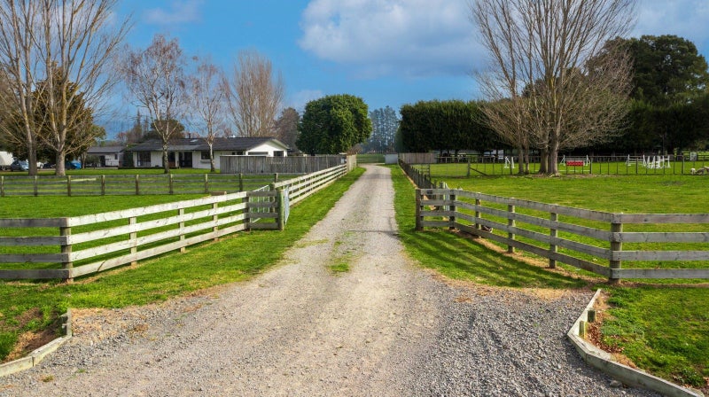 83 Ru Collin Road, Bridge Pa, Hastings - Carousel 26