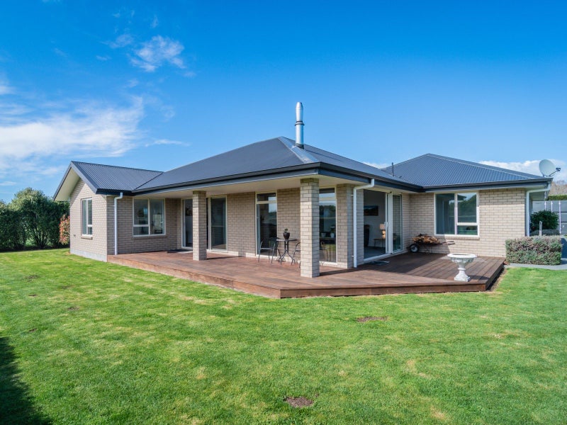 18 Hopkinson Road, Temuka, Temuka - Carousel 18