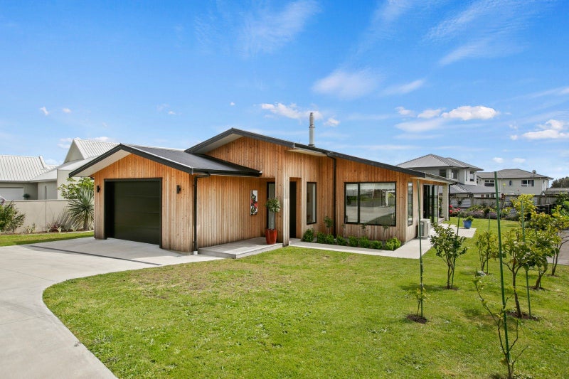 6 Tui Grove, Oakura, Ōakura - Carousel 1