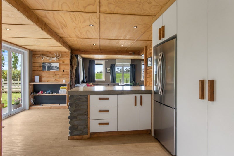 594 Blue Cliffs Road, St Andrews - Carousel 2