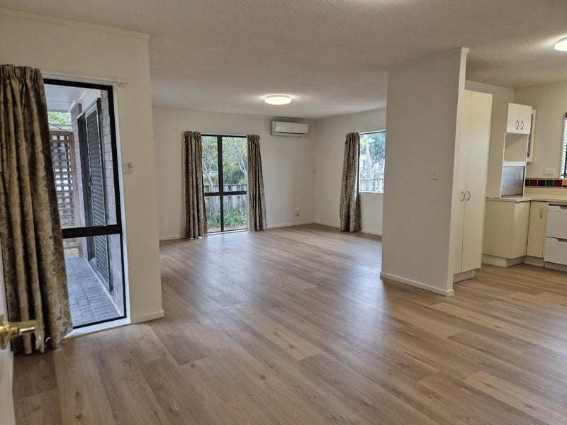 14 Vine Street, Hillcrest, Hamilton - Carousel 2