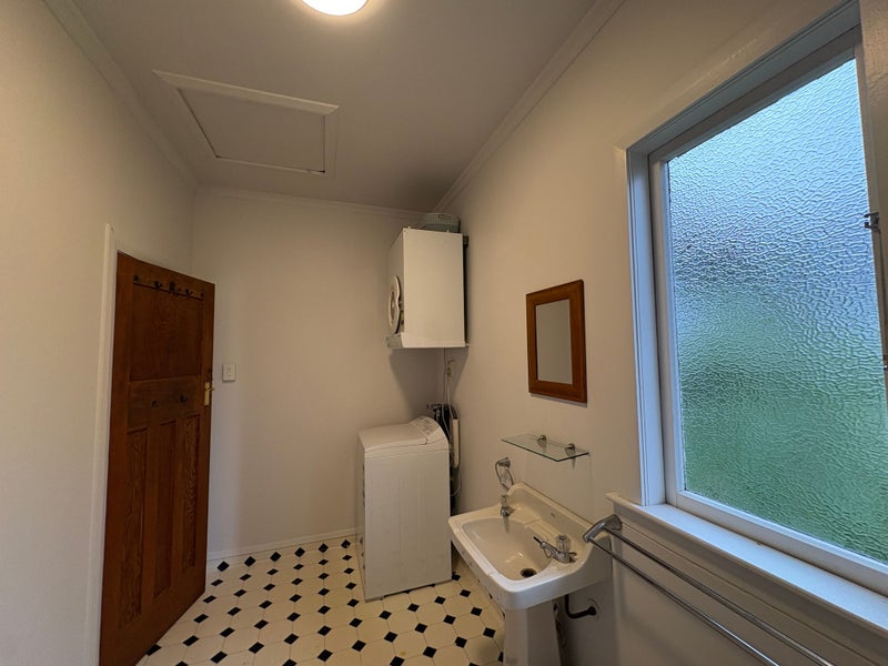 8 Blythe St, Berhampore, Wellington, Wellington - Carousel 12