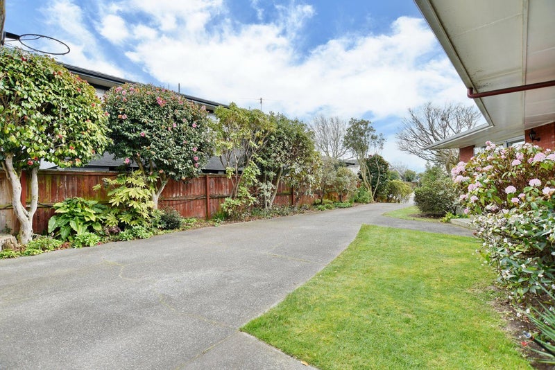 177 Maidstone Road, Avonhead, Christchurch - Carousel 35