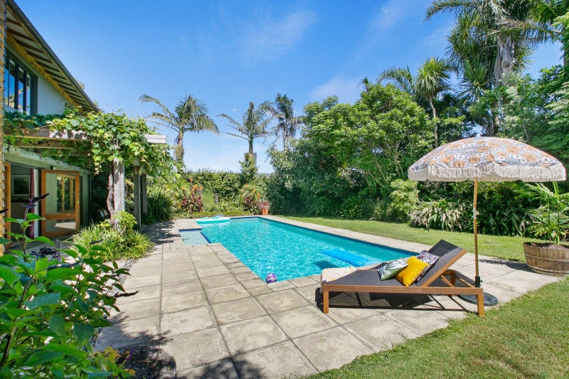 Property Valuation for 7 Mace Terrace, Oakura, New Plymouth, Taranaki