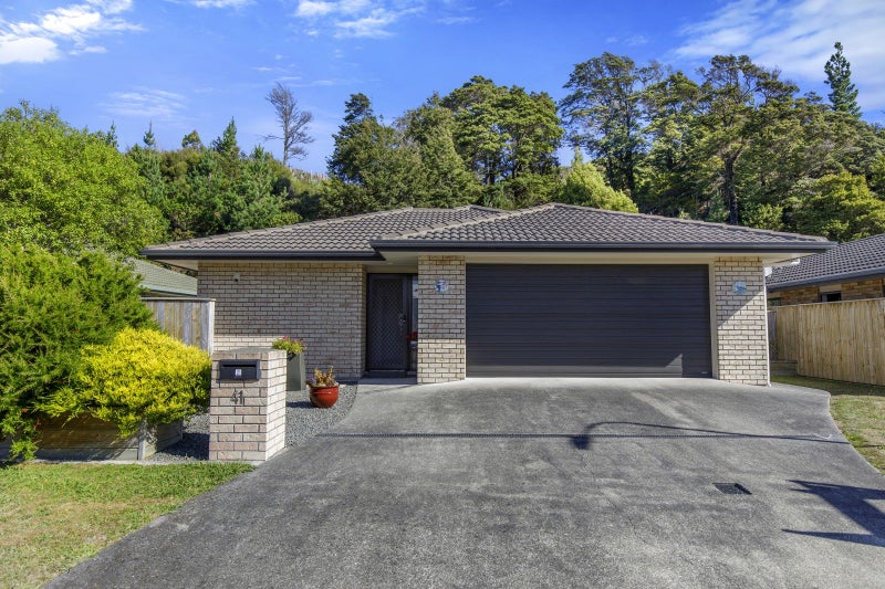 41 Evergreen Crescent, Trentham, Upper Hutt - Carousel 2
