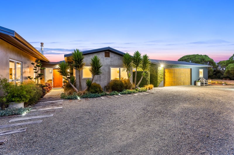 14 Pairuku Lane, Peka Peka - Carousel 1