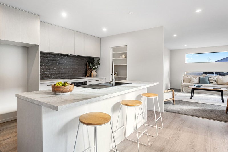 24 Cousins Street, Woodend - Carousel 1