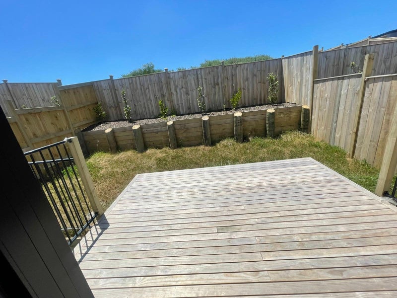 18B Crestview Rise, Papakura, Papakura - Carousel 16