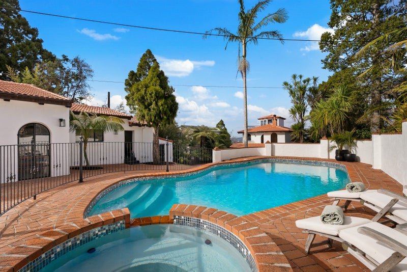 35 Tawini Road, Titirangi, Auckland - Carousel 2