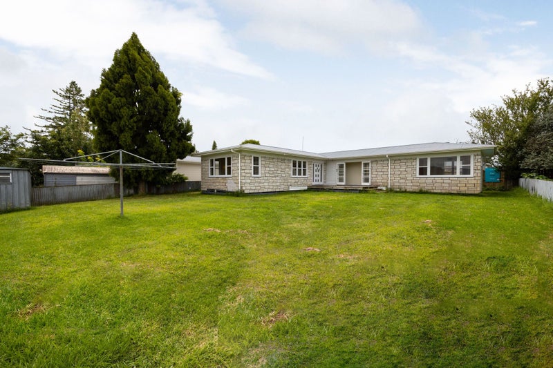9D Haultain Street, Kihikihi, Te Awamutu - Carousel 1