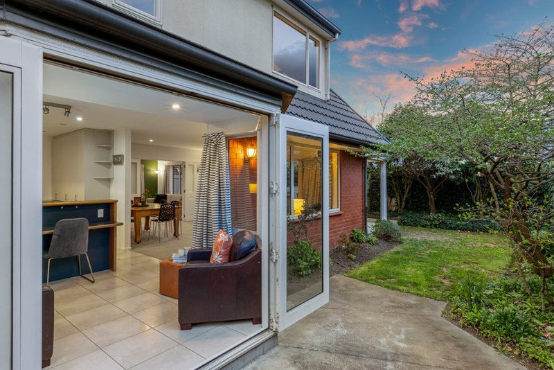 2 Lewisham Park, St Albans, Christchurch - Carousel 15