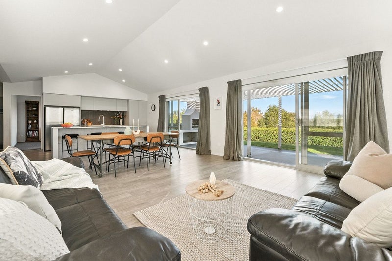 36 Mervyn Place, Ohauiti, Tauranga - Carousel 1