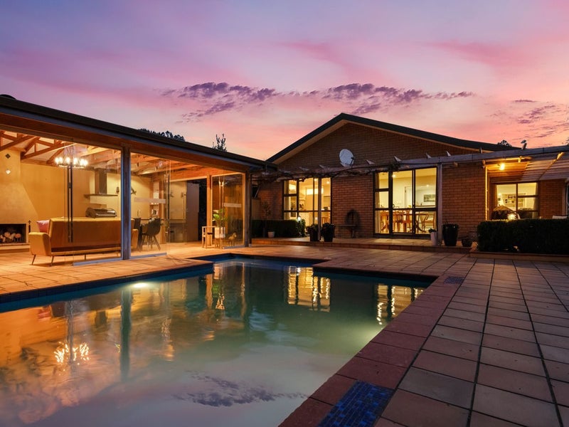 573 State Highway 1, Blenheim - Carousel 2