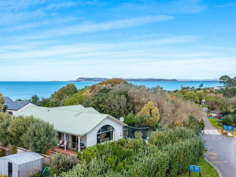 14 Gill Road, Bay View, Napier - Carousel 1