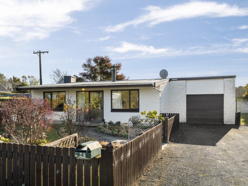 47 Stewart Street, Waikouaiti, Waikouaiti - Carousel 1