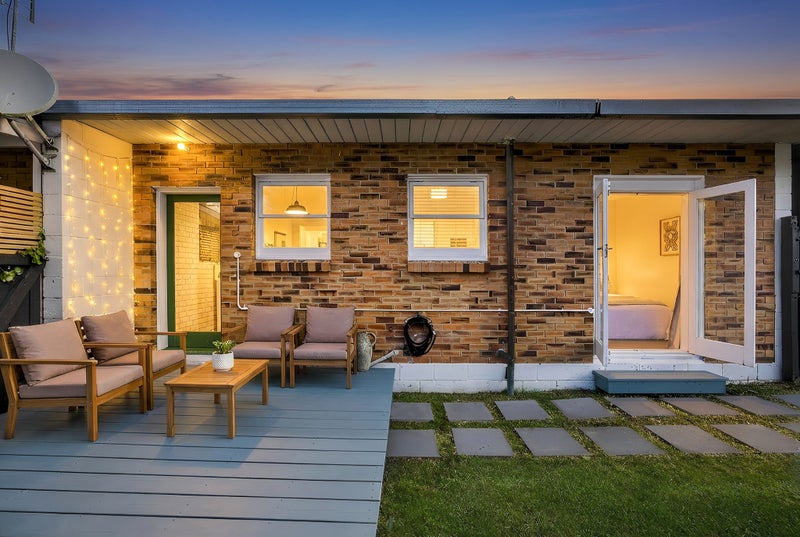 2/783 Te Atatu Road, Te Atatu Peninsula, Auckland - Carousel 1