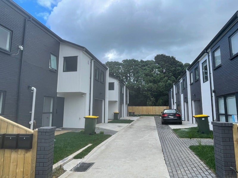 110D Hillside Road, Mount Wellington, Auckland - Carousel 14