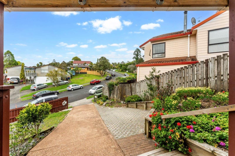 28 Redwing Street, Browns Bay, Auckland - Carousel 2