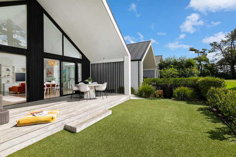 3 Airmens Lane, Hobsonville, Auckland - Carousel 2