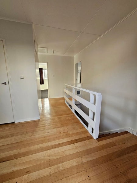 1 Surrey Street, Wilton, Wellington - Carousel 2