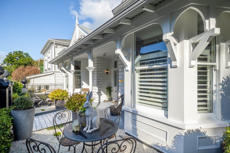 28 Nile Street, Nelson, Nelson - Carousel 2