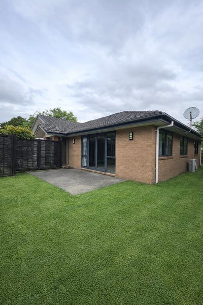 14A Shirley Avenue, Papakura, Papakura - Carousel 12