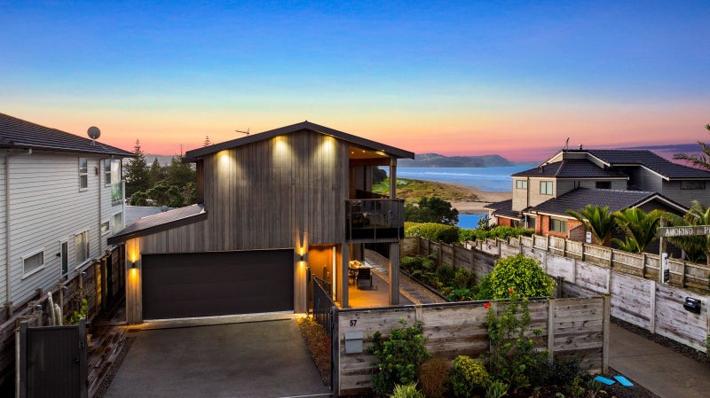57 Rosario Crescent, Red Beach, Whangaparāoa - Carousel 1