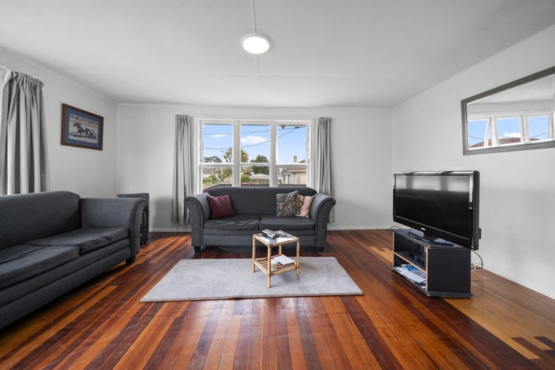 11A Kuranui Place, Otahuhu, Auckland - Carousel 2