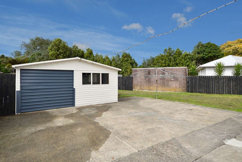 10 Rollerson Street, Papakura, Papakura - Carousel 9