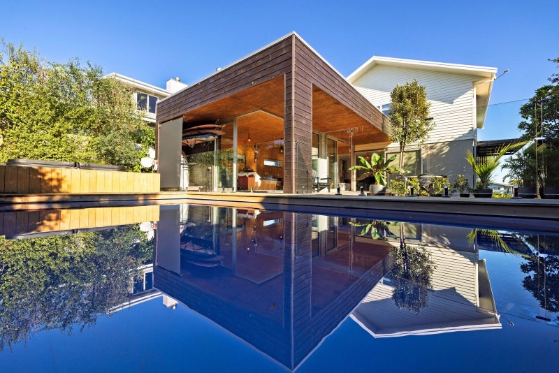 31 Valley Road, Mount Maunganui, Mount Maunganui - Carousel 1