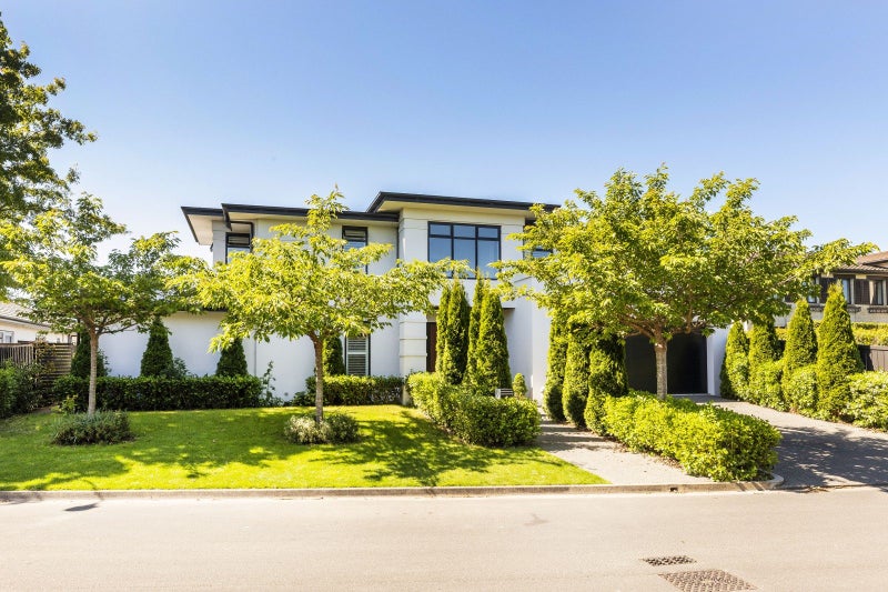 38 Glen Oaks Drive, Northwood, Christchurch - Carousel 1