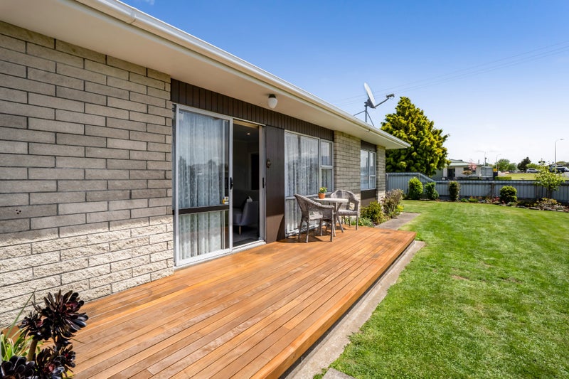 19A Seyton Street, Stratford - Carousel 1