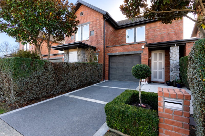 7 Henley Green, Northwood, Christchurch - Carousel 2