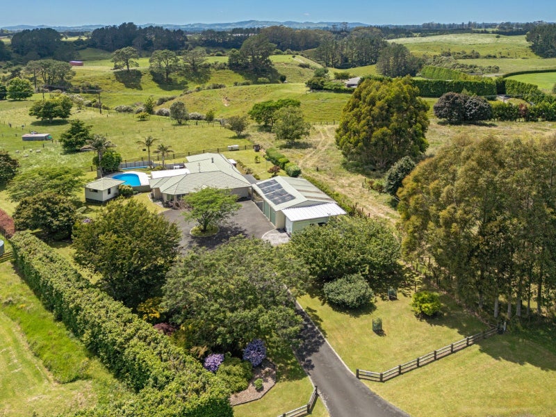 41 Walter Henry Drive, Tauranga - Carousel 50