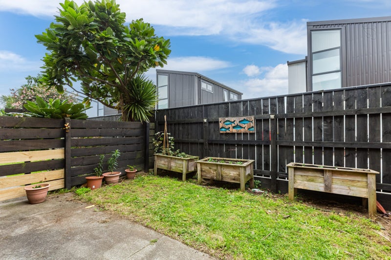 6/23 TIRETI RD, Titahi Bay, Porirua - Carousel 20