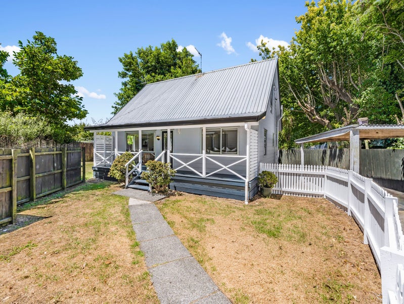 2/24 Frances Street, Manurewa, Auckland - Carousel 1